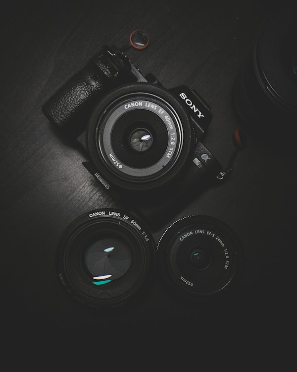 Grabación de un curso digital con equipamiento de vídeo especializado